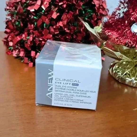 Anew Clinical eye lift - Picture 3 of 3